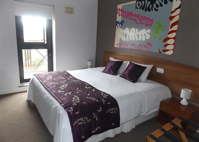 The Village Hotel Douglas 3*